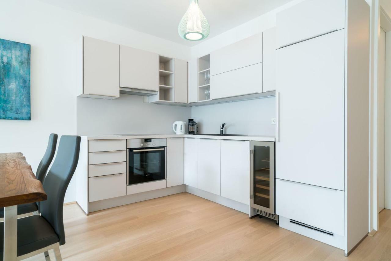 | Spacious Serviced In Directly At The U4 * Wien
